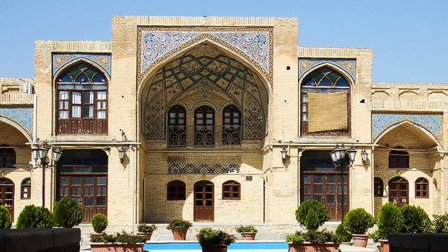 تاریکه بازار